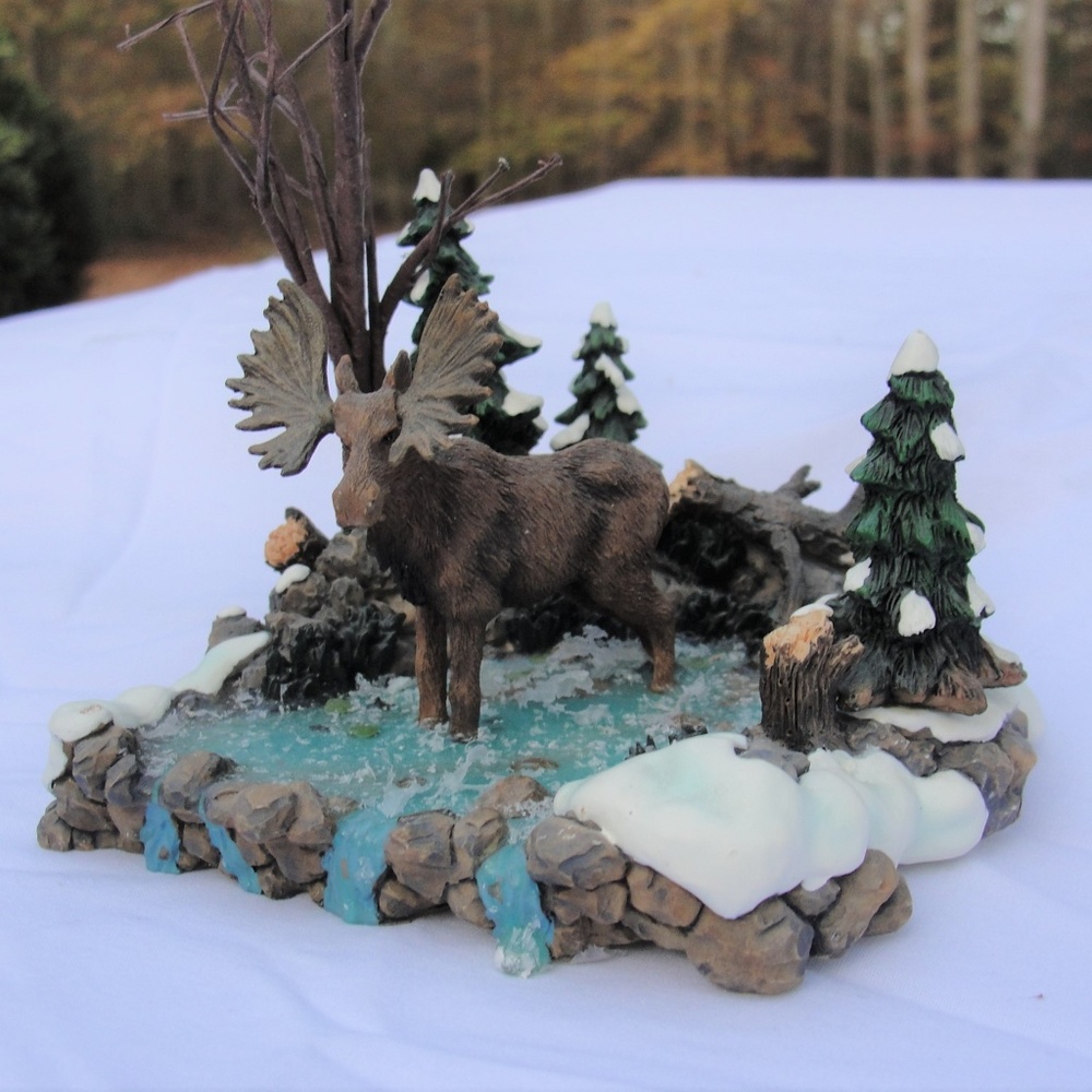 Dept 56 Village Accessories - Moose in the Marsh